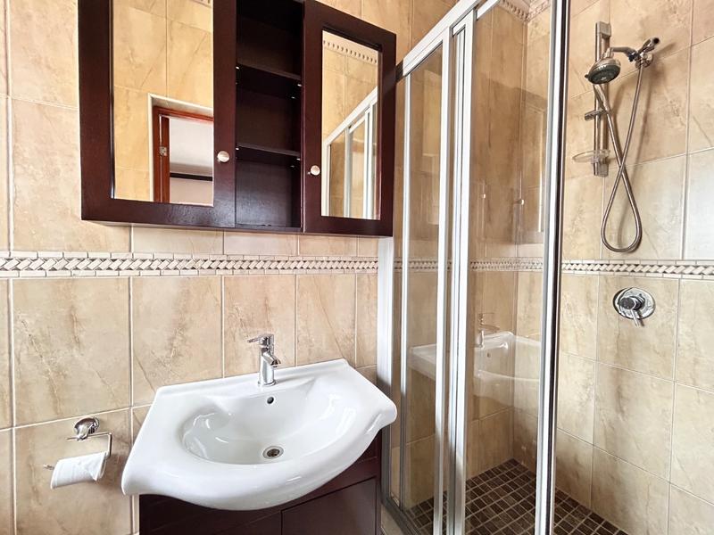 5 Bedroom Property for Sale in Birdwood Estate North West